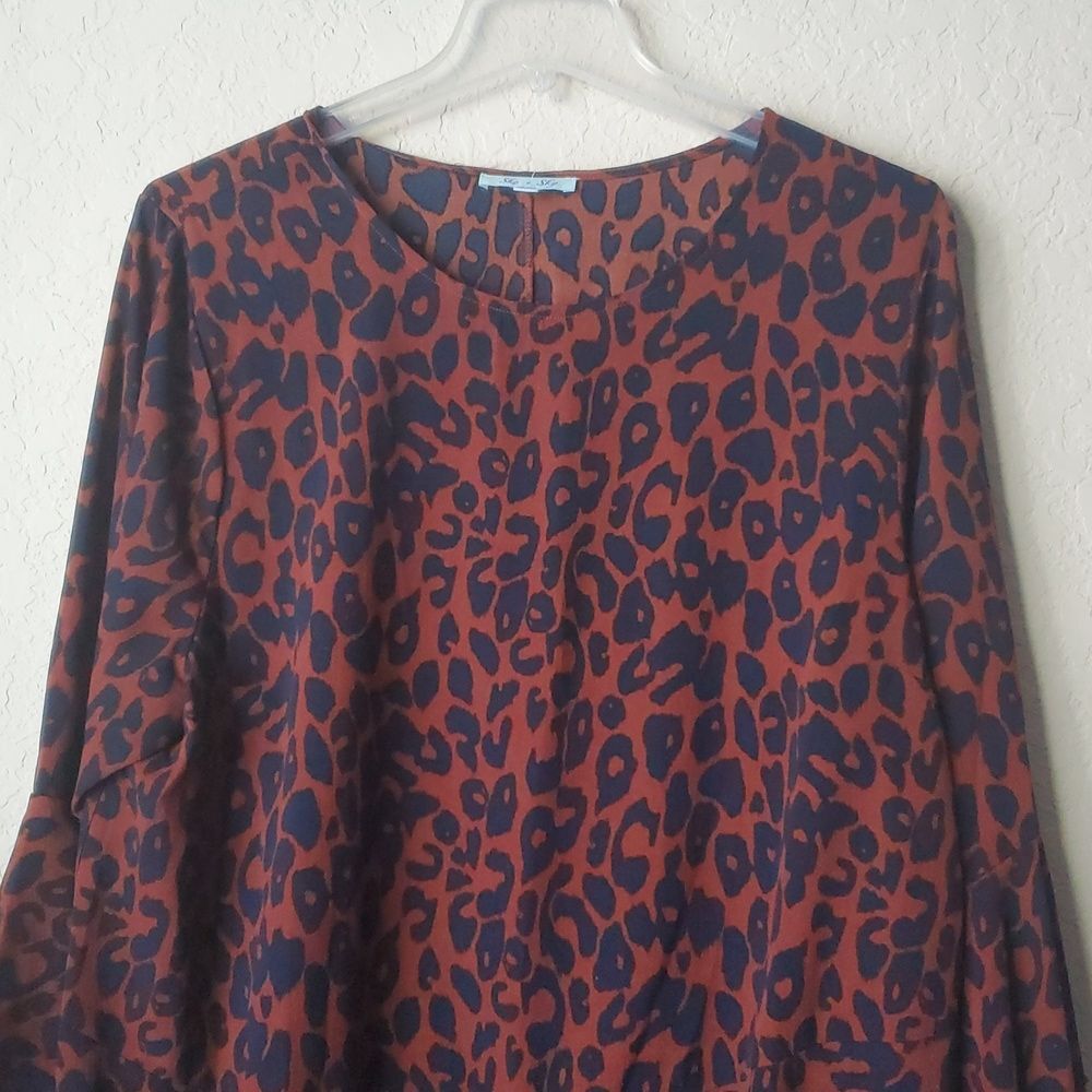 She + Sky Rust & Navy Blue Cheetah Print Blouse Plus Size 2XL Front Tie Top - Picture 4 of 9